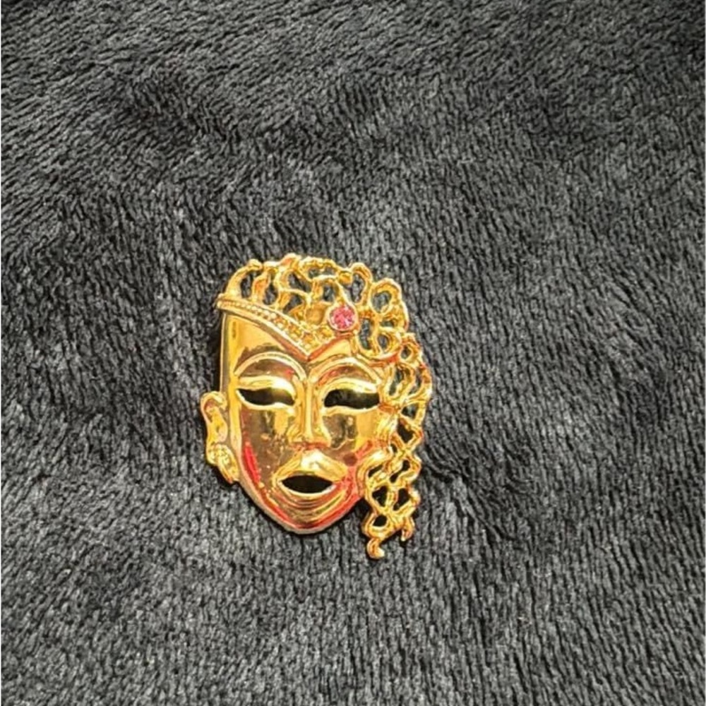 Vintage Pin Brooch Gold Toned Female Face Mask